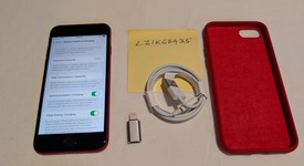 Good
													Apple iPhone SE 3rd Gen 2022 - Unlocked, Red, 64 GB, A2595, photo 2 of 8