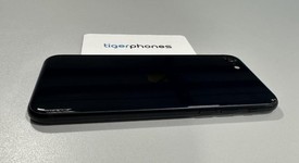 Good
													Apple iPhone SE 3rd Gen 2022 - Unlocked, Midnight, 128 GB, A2595, photo 4 of 6