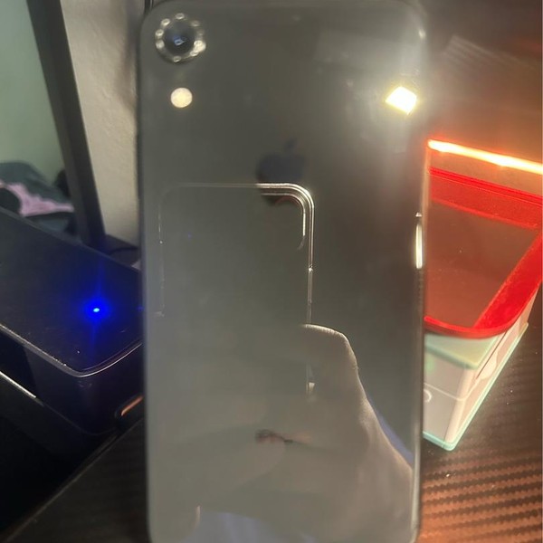 Apple iPhone Xr - TracFone, 64 GB, Black, A1984