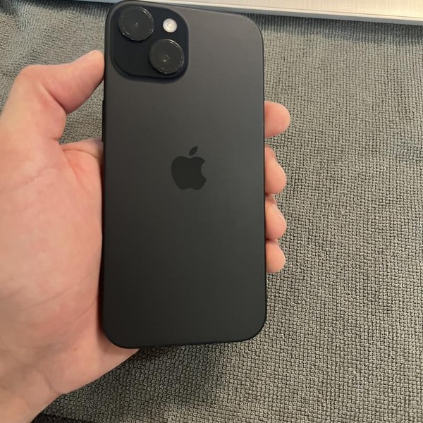 Apple iPhone 15 - Unlocked, 256 GB, Black, A2846