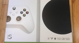 Mint
													Xbox Series S (2020) - White, 512 GB, photo 2 of 12