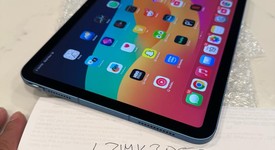 Good
													Apple iPad 10th Gen - Unlocked, Blue, 64 GB, A2757, photo 4 of 14