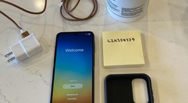 Mint
													Wisephone - Unlocked, photo 1 of 7