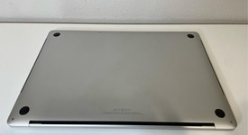 Good
													MacBook Pro 2018 (With Touch Bar) - 15" - I9, Silver, 512 GB, 32 GB, photo 4 of 7