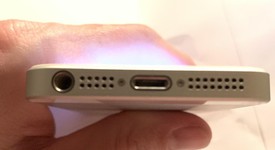 Mint
													Apple iPhone SE 1st Gen 2016 - Straight Talk, Silver, 32 GB, A1662, photo 5 of 9