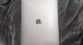 Good
													MacBook Pro 2016 (With Touch Bar) - 13" - Silver, 1 TB, 16 GB, photo 2 of 16