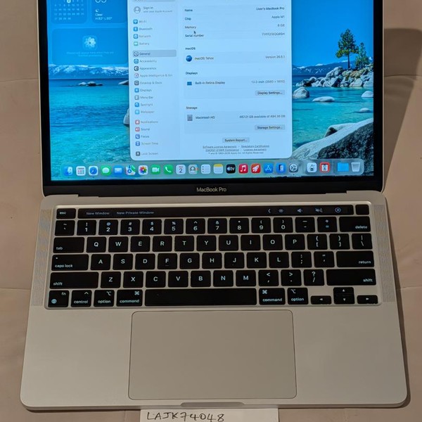 MacBook Pro 2020 - 13 inch - 512 GB, Silver, 8 GB, Apple M1