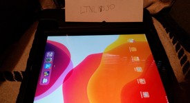 Good
													Apple iPad Pro 12.9" 2nd Gen 2017 - AT&T, Gray, 512 GB, photo 1 of 13