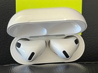 Apple AirPods 4th Gen