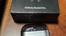 Used
													Samsung Galaxy Buds3 Pro - Silver, photo 2 of 2