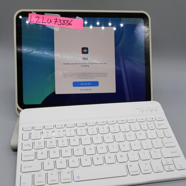 Apple iPad 11th Gen - Wi-Fi, 128 GB, Silver, A3354