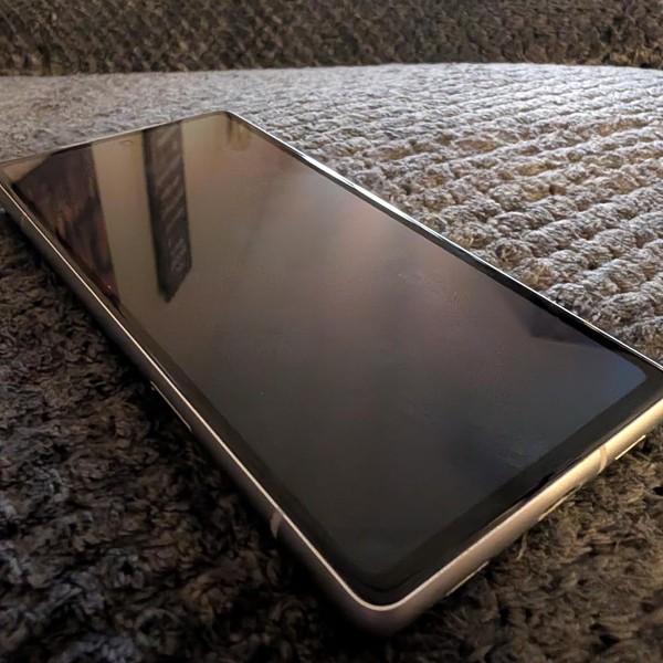Google Pixel 7a - Unlocked, 128 GB, Snow, 8 GB, GWKK3