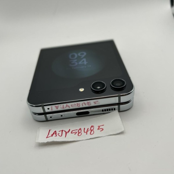 Samsung Galaxy Z Flip5 - Unlocked, 256 GB, Mint, 8 GB, SM-F731U1