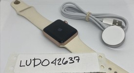 Good
													Apple Watch Series 3 38mm - Unlocked, Gold, A1860, Aluminum, photo 1 of 7