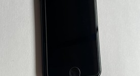 Good
													Apple iPhone SE 2nd Gen 2020 - Unlocked, Black, 64 GB, A2275, photo 2 of 7