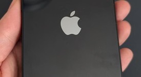 Mint
													Apple iPhone 13 - Unlocked, Midnight, 128 GB, A2482, photo 2 of 8