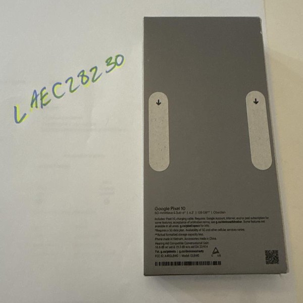Google Pixel 10 - T-Mobile, 128 GB, Obsidian, GLBW0