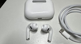 Used
													Apple AirPods Pro 3, photo 3 of 3