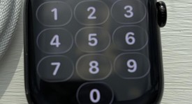 Mint
													Apple Watch Series 10 42mm - Black, A2997 - GPS, Aluminum, photo 2 of 9