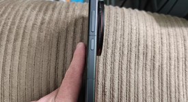 Good
													Vivo X200 Ultra - Unlocked Non-US, Red, 512 GB, 16 GB, photo 3 of 12