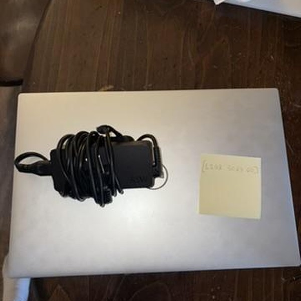 Dell XPS 15 9500 (2020) - 256 GB, Silver, 8 GB, Intel Core i5, FHD+ Plus Non-Touch