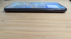 Fair
													Apple iPhone 11 - Verizon, Black, 64 GB, A2111, photo 4 of 14