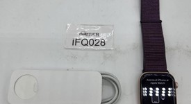 Good
													Apple Watch Series 10 46mm - Rose Gold, A2999 - GPS, Aluminum, photo 1 of 5