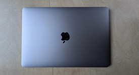 Good
													MacBook Air 2020 - 13" - Apple M1, Gray, 256 GB, 8 GB, photo 3 of 13