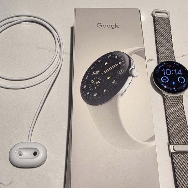 Google Pixel Watch 4 - Unlocked, Silver, 45mm, LTE