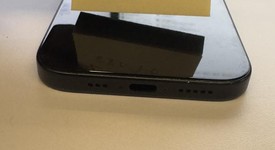 Fair
													Apple iPhone 15 - Unlocked, Black, 128 GB, A2846, photo 4 of 8