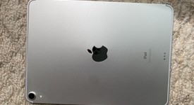 Mint
													Apple iPad Pro 11" 2018 - Unlocked, Silver, 256 GB, A2013, photo 4 of 11