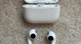 Used
													Apple AirPods Pro 1st Gen - Wireless Case, photo 5 of 10