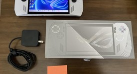 Mint
													Asus ROG Ally 7" - Z1 Extreme, White, 512 GB, 16 GB, Ryzen Z1 Extreme, photo 3 of 12