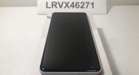 Mint
													Google Pixel 2 XL - Verizon, Black & White, 64 GB, Verizon Edition, photo 5 of 11