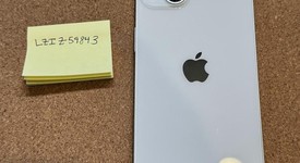 Mint
													Apple iPhone 13 - Unlocked, Starlight, 128 GB, A2482, photo 2 of 8