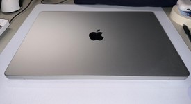 Mint
													MacBook Pro Late 2023 (M3) - 16" - Apple M3 Max 16-core, Silver, 1 TB, 128 GB, 40-core GPU, photo 3 of 17