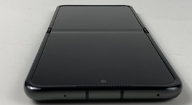 Mint
													Motorola Razr (2024) - Metro by T-Mobile, Gray, 256 GB, 8 GB, photo 5 of 7