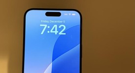 Good
													Apple iPhone 15 Pro - Unlocked, Blue, 128 GB, A2848, photo 5 of 12