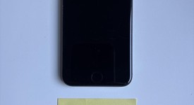 Mint
													Apple iPhone SE 2nd Gen 2020 - Unlocked, Black, 64 GB, A2275, photo 1 of 1