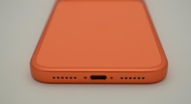 Mint
													Apple iPhone 17 Pro Max - Unlocked, Cosmic Orange, 1 TB, A3257, photo 4 of 11