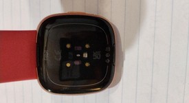 Mint
													Fitbit Versa 4 - Rose Gold, photo 2 of 8