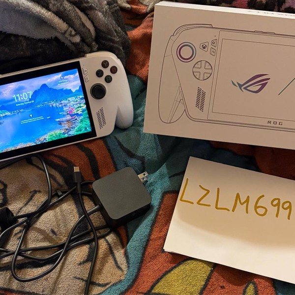 Asus ROG Xbox Ally X - 512 GB, White, 16 GB