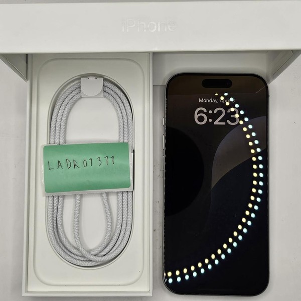 Apple iPhone 16 Pro - Unlocked, 256 GB, White, A3083