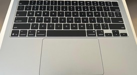 Mint
													MacBook Air 2025 (M4) - 13" - Apple M4, Sky Blue, 256 GB, 16 GB, photo 4 of 15