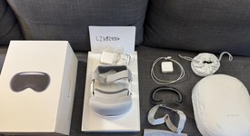 Mint
													Apple Vision Pro - 256 GB, photo 1 of 4