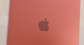 Good
													Apple iPad 10th Gen - Unlocked, Pink, 64 GB, A2757, photo 3 of 4