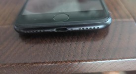 Good
													Apple iPhone SE 2nd Gen 2020 - Unlocked, Black, 64 GB, A2275, photo 3 of 6