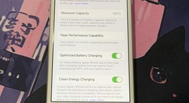 Good
													Apple iPhone 8 - Unlocked Non-US, Silver, 64 GB, A1906, photo 2 of 6