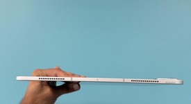 Mint
													Apple iPad Pro 13" (M4) 2024 - Unlocked, Silver, 256 GB, 8 GB, A2926, Standard Glass, photo 6 of 6