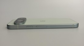 Good
													Google Pixel 9 - Unlocked, Wintergreen, 256 GB, 12 GB, G2YBB, photo 2 of 8